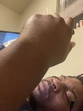 Snapshot of gaimov3r2024 chatting on 10-10-25, 08:35 gaimov3r2024 online show from 10-10-25, 08:35