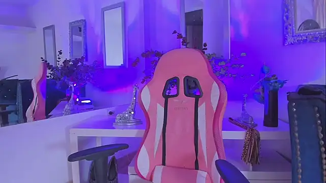 Snapshot of Loremhotsex chatting on 02-08-25, 12:50 Loremhotsex online show from 02-08-25, 12:50