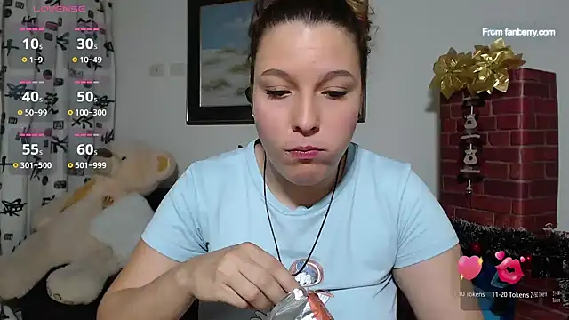 Snapshot of alexia_87 chatting on 12-14-24, 11:34 alexia 87 online show from 12-14-24, 11:34