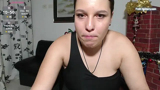 Snapshot of alexia_87 chatting on 12-16-24, 01:21 alexia 87 online show from 12-16-24, 01:21