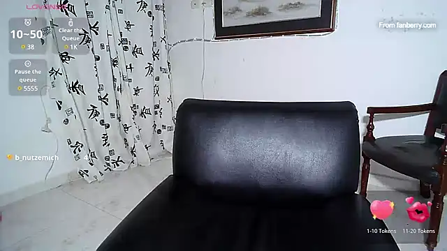 Snapshot of alexia_87 chatting on 01-18-25, 05:31 alexia 87 online show from 01-18-25, 05:31