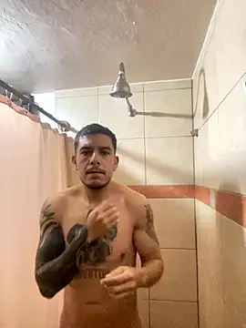 Snapshot of Molly1993rrrrrrrf chatting on 11-05-25, 01:33 Molly1993rrrrrrrf online show from 11-05-25, 01:33