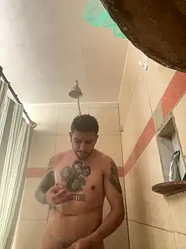 Snapshot of Molly1993rrrrrrrf chatting on 12-16-25, 11:21 Molly1993rrrrrrrf online show from 12-16-25, 11:21