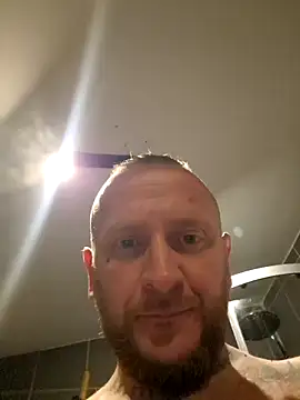 RomWoolf online show from 02-14-25, 12:19