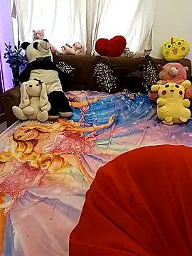 Divya girl online show from 04-18-26, 06:17