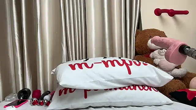 SexyAudreyFuck online show from 11-21-25, 09:35