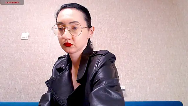 Xxx goddes xxX online show from 02-10-26, 10:47