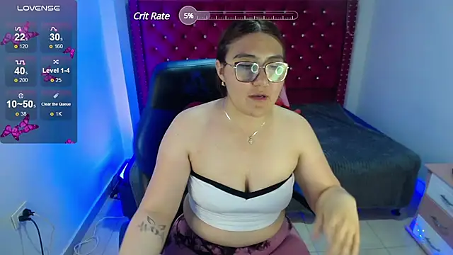 Snapshot of conniejames_m chatting on 03-01-25, 01:11 conniejames m online show from 03-01-25, 01:11