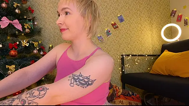 EmmyAmbros online show from 01-27-25, 06:20