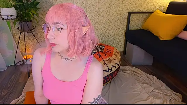 EmmyAmbros online show from 11-10-25, 06:29