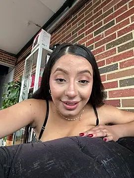 Venus velez  online show from 07-27-26, 12:56