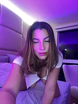 Snapshot of SaharaRush_ chatting on 01-23-25, 03:37 SaharaRush online show from 01-23-25, 03:37