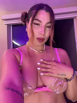 Snapshot of SaharaRush_ chatting on 01-24-25, 02:28 SaharaRush online show from 01-24-25, 02:28