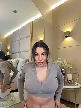 Snapshot of SaharaRush_ chatting on 09-18-25, 08:44 SaharaRush online show from 09-18-25, 08:44