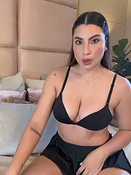 Snapshot of SaharaRush_ chatting on 10-01-25, 09:43 SaharaRush online show from 10-01-25, 09:43