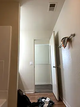 Chuckie 999 online show from 11-02-25, 07:38