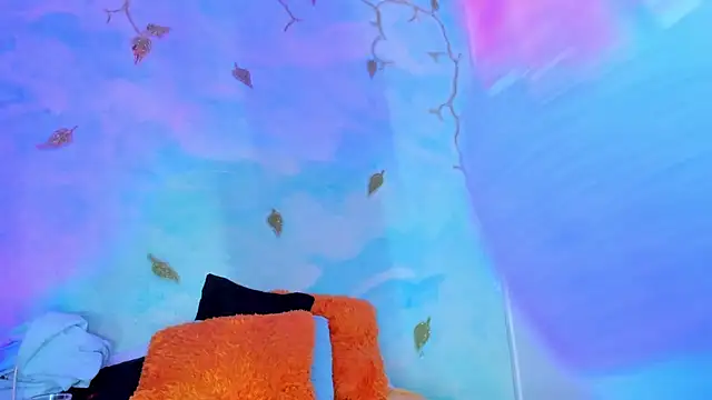 SaturnooStonee online show from 10-09-25, 05:38