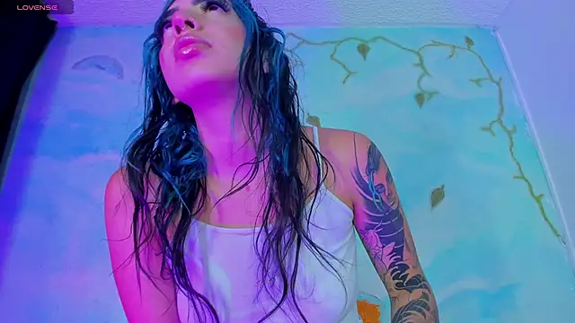 SaturnooStonee online show from 10-22-25, 06:35