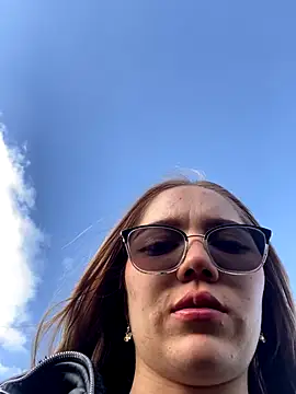 melody-dy online show from 09-10-25, 10:10