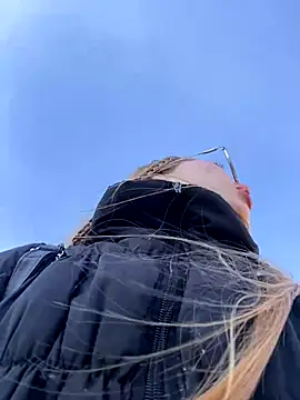 melody-dy online show from 09-11-25, 09:04