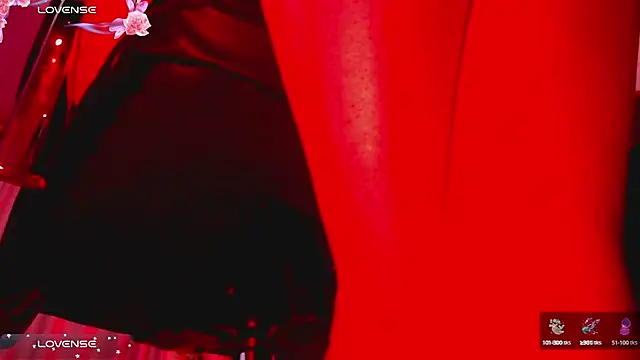 Snapshot of Lena_sweetx chatting on 01-18-25, 06:13 Lena sweetx online show from 01-18-25, 06:13