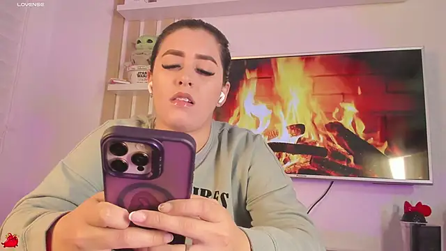 susanjons tcw online show from 12-16-25, 01:10