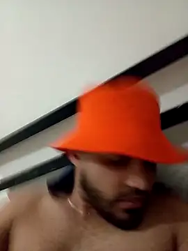 Snapshot of luismanuel_1998 chatting on 11-29-25, 03:31 luismanuel 1998 online show from 11-29-25, 03:31