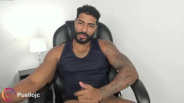Snapshot of Xander_Str0ng chatting on 06-04-26, 11:27 Xander Str0ng online show from 06-04-26, 11:27