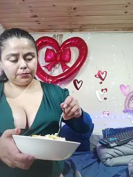 celestehot707rs online show from 04-15-26, 08:31