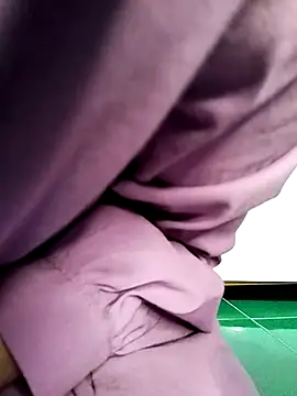 Snapshot of Mie610 chatting on 11-01-25, 06:04 Mie610 online show from 11-01-25, 06:04