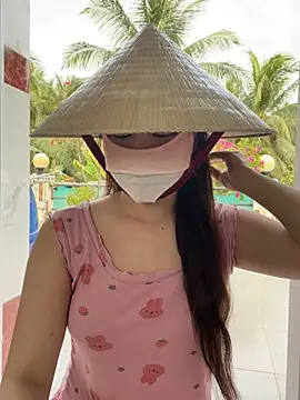 BabyThree  online show from 03-17-25, 08:51