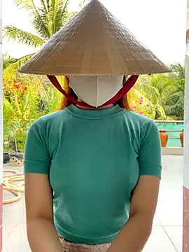 BabyThree  online show from 11-14-25, 08:35