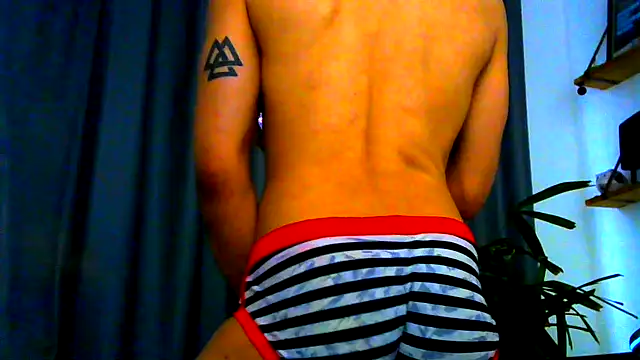 Snapshot of funguybr36 chatting on 03-07-26, 08:17 funguybr36 online show from 03-07-26, 08:17