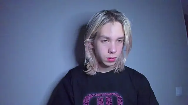 Snapshot of matt_spark chatting on 02-12-25, 08:07 matt spark online show from 02-12-25, 08:07