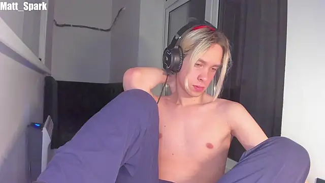 Snapshot of matt_spark chatting on 03-15-25, 07:59 matt spark online show from 03-15-25, 07:59