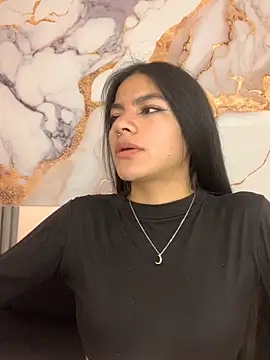 liss hot  online show from 11-22-25, 10:42