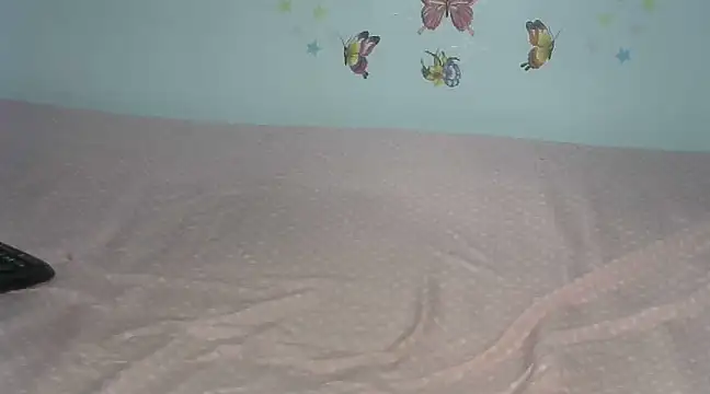 Snapshot of laetitia_ chatting on 03-01-25, 11:17 laetitia online show from 03-01-25, 11:17