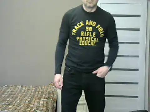 Snapshot of HarrySnake chatting on 02-05-25, 07:18 HarrySnake online show from 02-05-25, 07:18