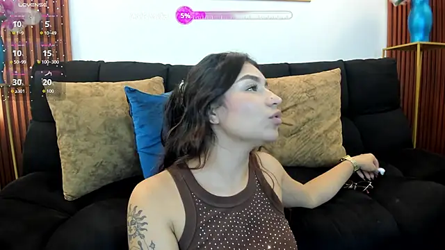 Snapshot of Zayda_1 chatting on 10-30-25, 07:03 Zayda 1 online show from 10-30-25, 07:03