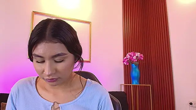 Snapshot of Zayda_1 chatting on 11-28-25, 06:43 Zayda 1 online show from 11-28-25, 06:43