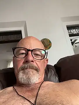 Snapshot of NOLAKINKYTYOP22 chatting on 02-15-25, 03:06 NOLAKINKYTYOP22 online show from 02-15-25, 03:06