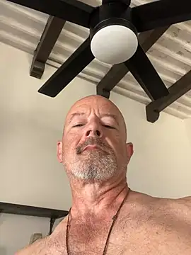 Snapshot of NOLAKINKYTYOP22 chatting on 03-12-25, 03:29 NOLAKINKYTYOP22 online show from 03-12-25, 03:29