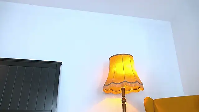 Yanira Muslim online show from 09-10-25, 04:34