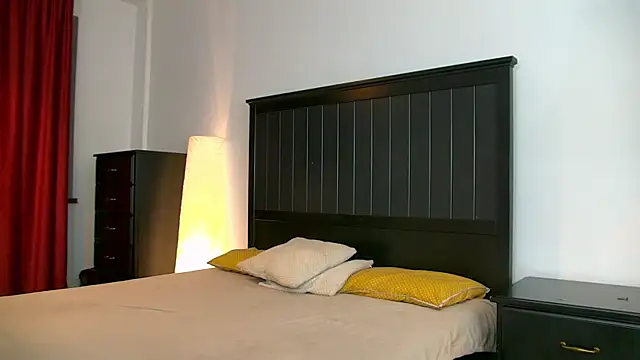 Yanira Muslim online show from 01-14-26, 05:02