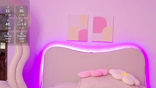 Snapshot of innocentlady_ chatting on 09-27-25, 02:00 innocentlady  online show from 09-27-25, 02:00