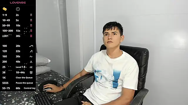 Jacobb Lee online show from 01-13-25, 07:53