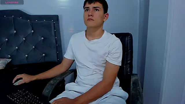 Jacobb Lee online show from 11-11-25, 09:48