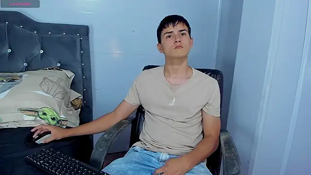 Jacobb Lee online show from 11-24-25, 08:19