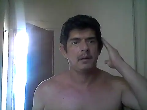 Snapshot of Marobronco chatting on 05-08-26, 02:11 Marobronco online show from 05-08-26, 02:11