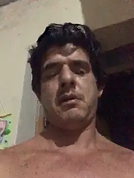 Snapshot of Marobronco chatting on 05-21-26, 01:12 Marobronco online show from 05-21-26, 01:12